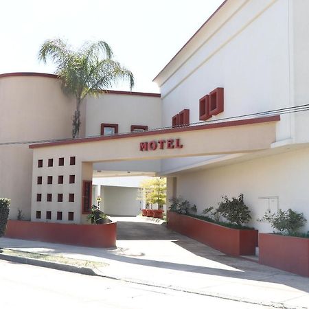 Motel Marina Marbella 提华纳 外观 照片