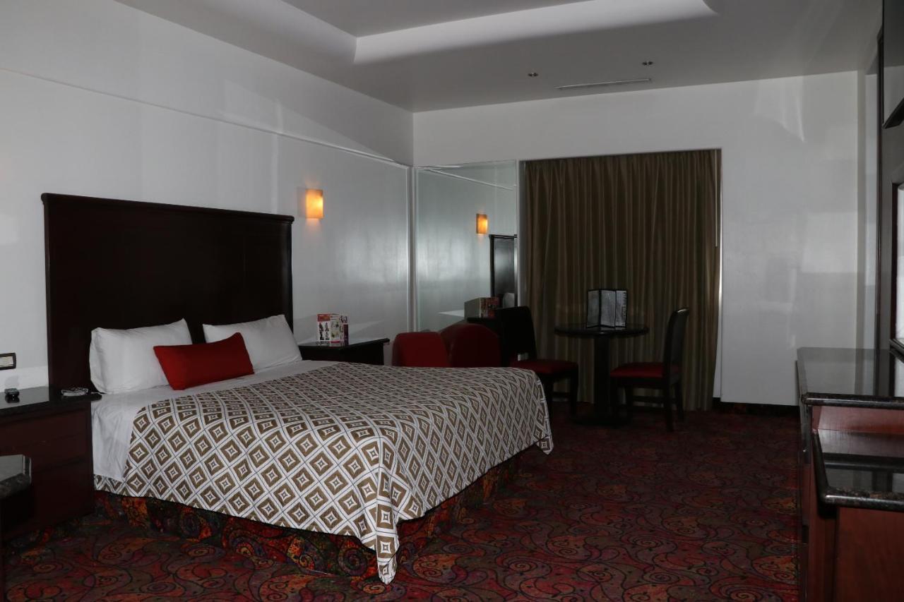 Motel Marina Marbella 提华纳 外观 照片