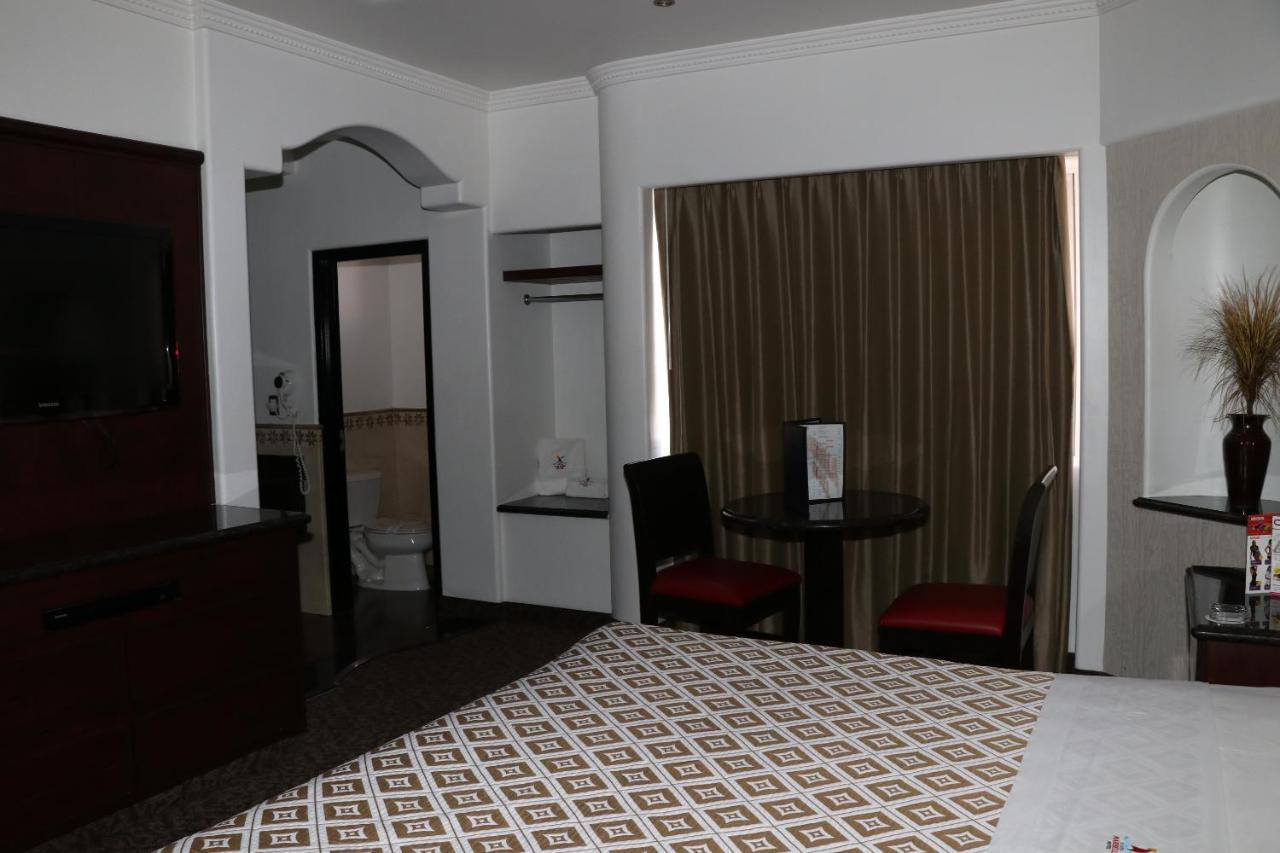 Motel Marina Marbella 提华纳 外观 照片